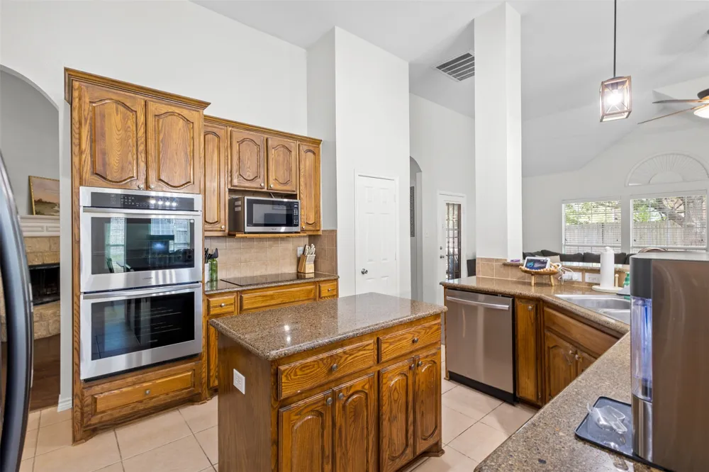 5413 Compassion Drive Midlothian, TX 76065