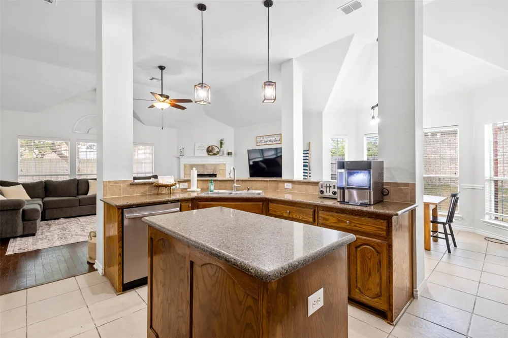 5413 Compassion Drive Midlothian, TX 76065