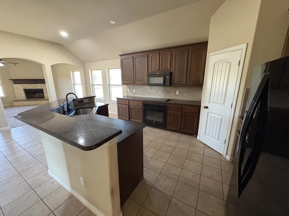 124 Brady Coleman Lane Springtown, TX 76082