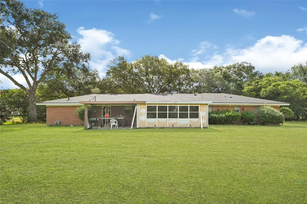301 Hill Street #305 Prairie View, TX 77445