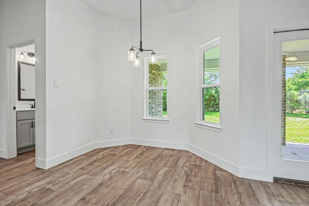 724 Greystone Lane Angleton, TX 77515