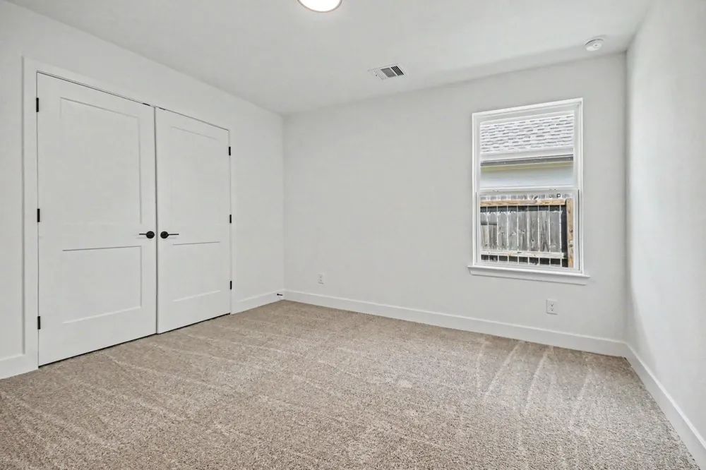 724 Greystone Lane Angleton, TX 77515