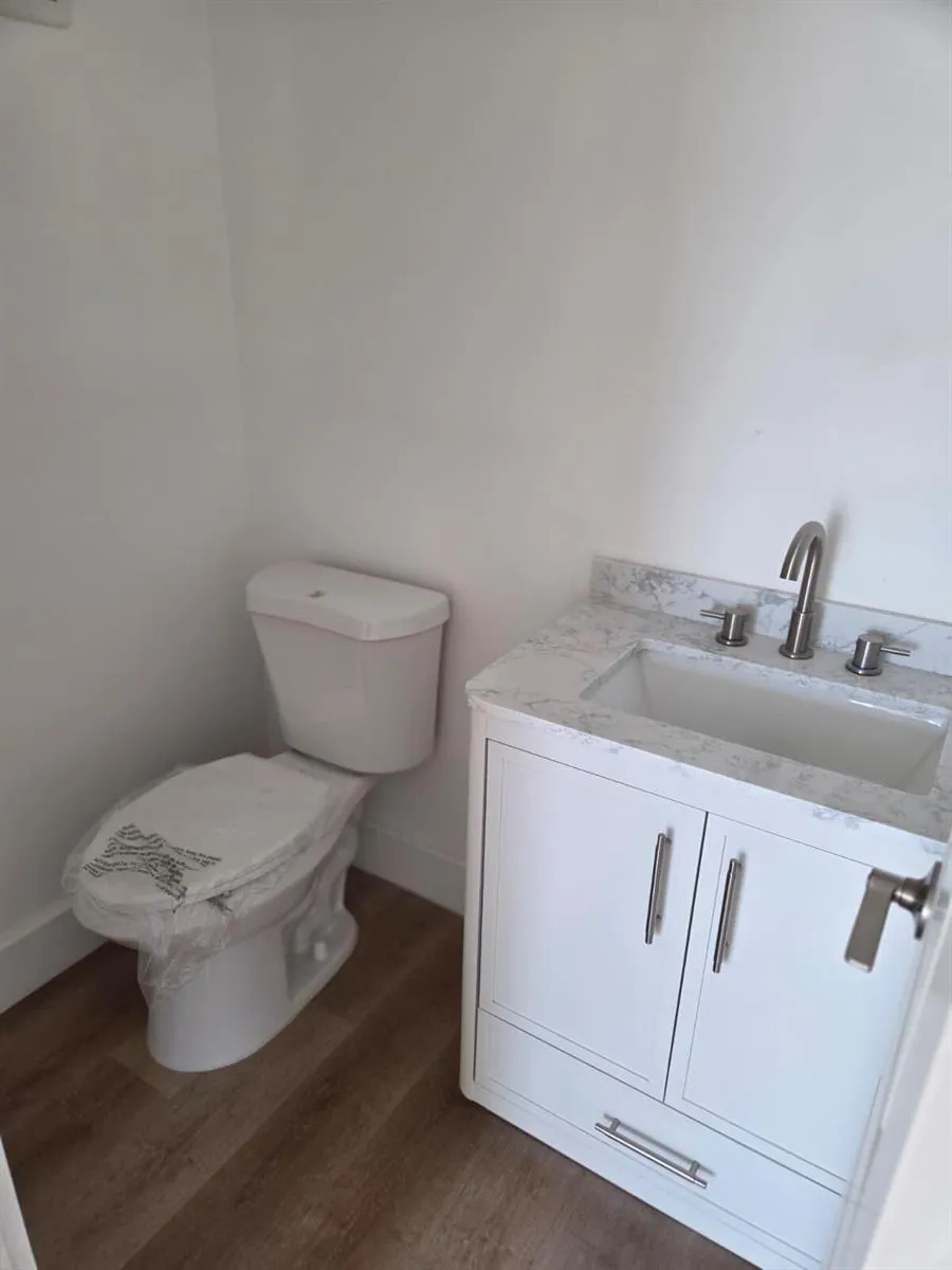 205 ELLESMERE E #205 Deerfield Beach, FL 33442
