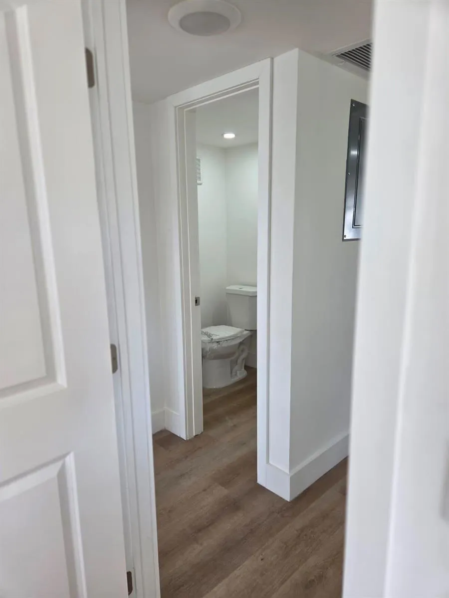 205 ELLESMERE E #205 Deerfield Beach, FL 33442