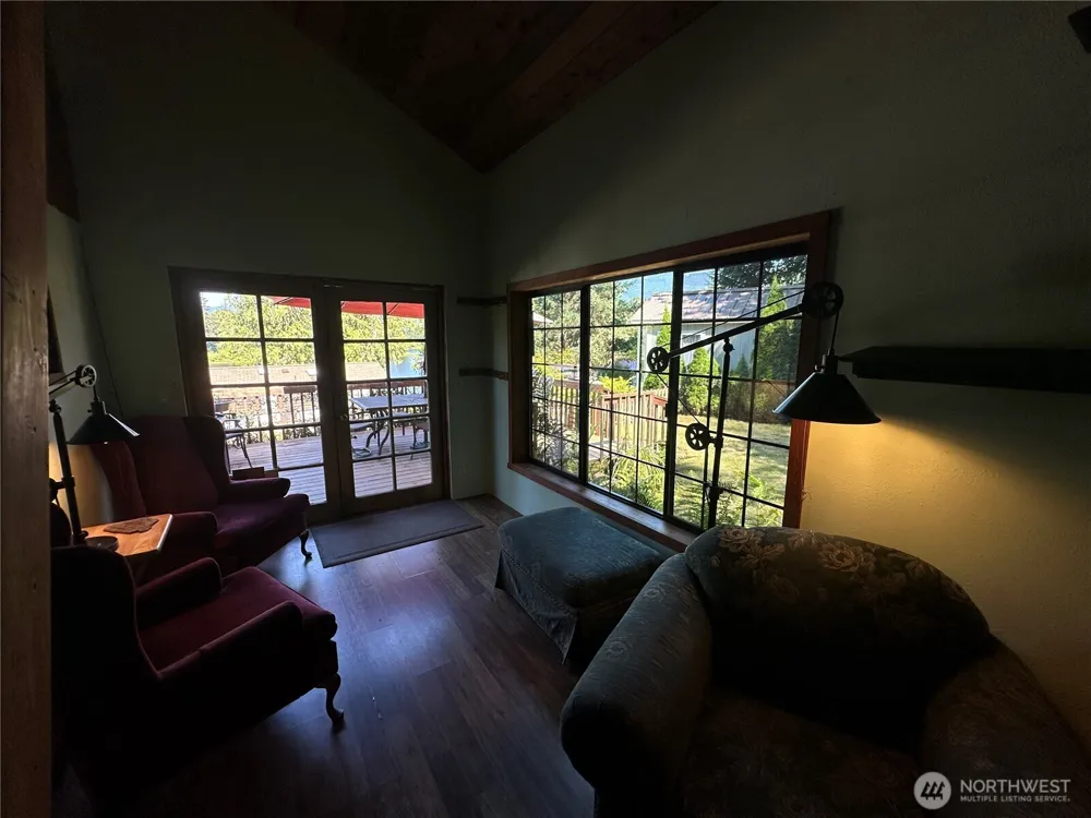 44894 Kloshe Trail Concrete, WA 98237