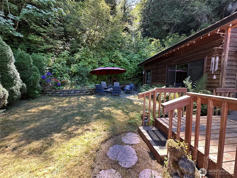 44894 Kloshe Trail Concrete, WA 98237