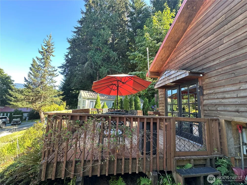 44894 Kloshe Trail Concrete, WA 98237