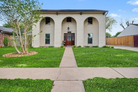 15914 Dunmoor Drive