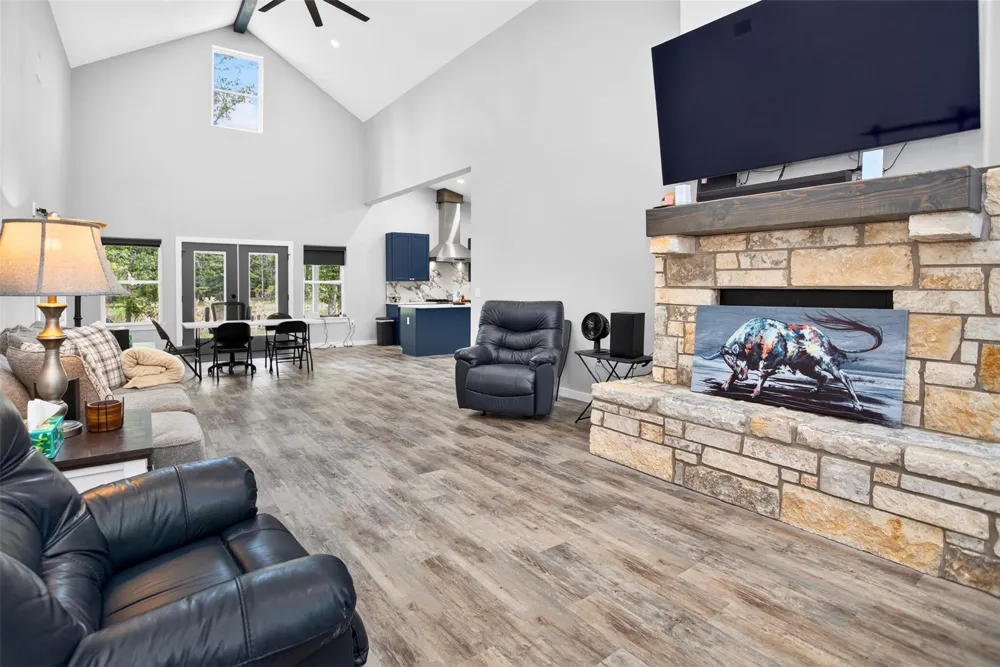 1296 Williamson Way Lovelady, TX 75851