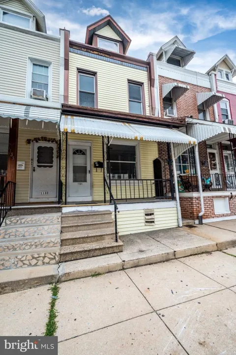 1131 MULBERRY STREET