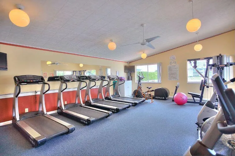 2687 Garden Drive #204 Lake Worth, FL 33461