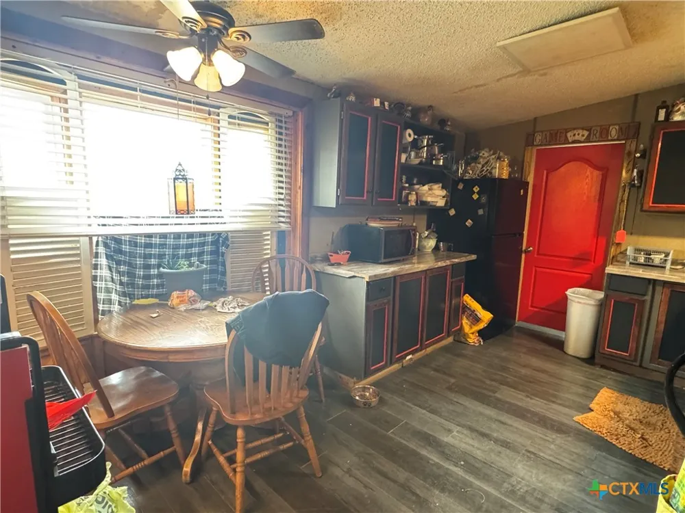 407 7th Street Moody, TX 76557