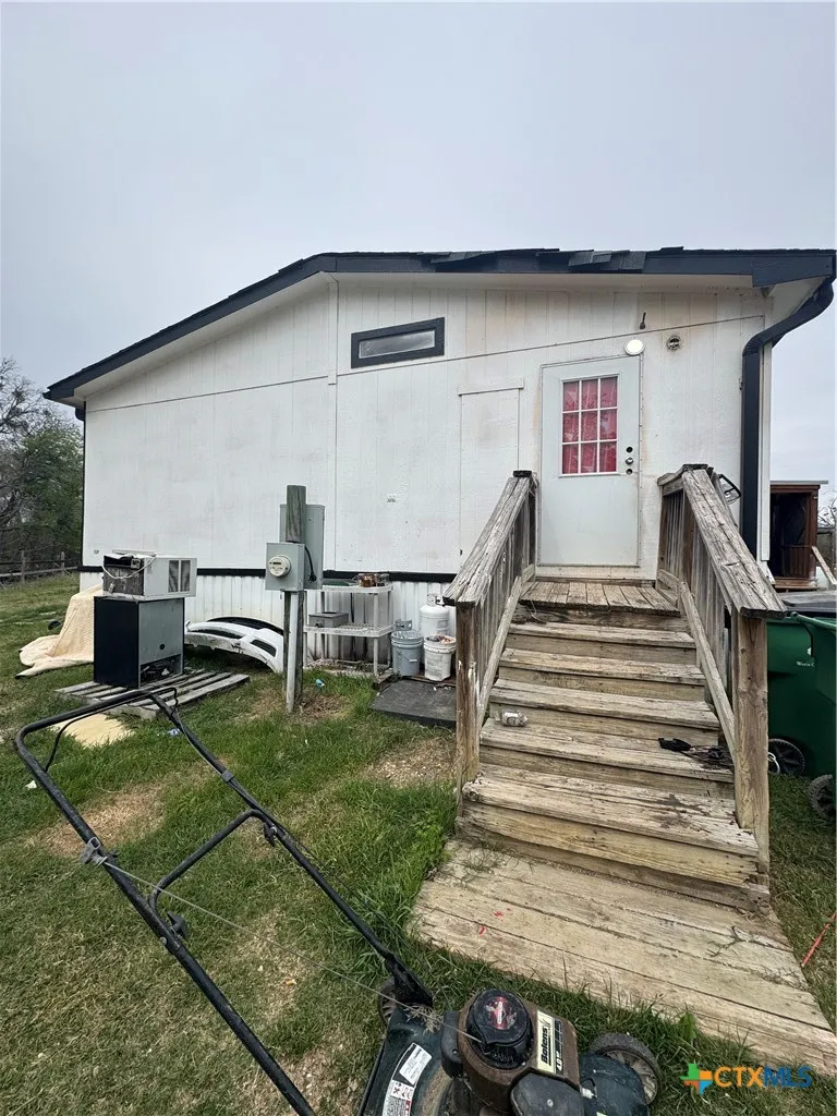 407 7th Street Moody, TX 76557