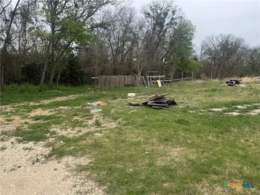 407 7th Street Moody, TX 76557