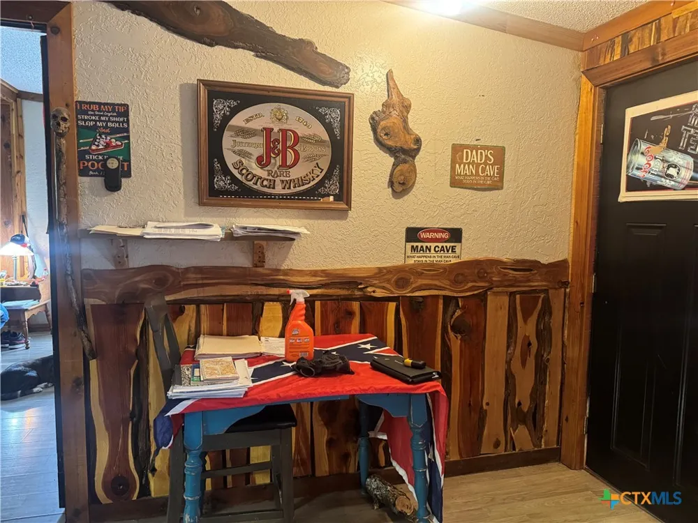 407 7th Street Moody, TX 76557