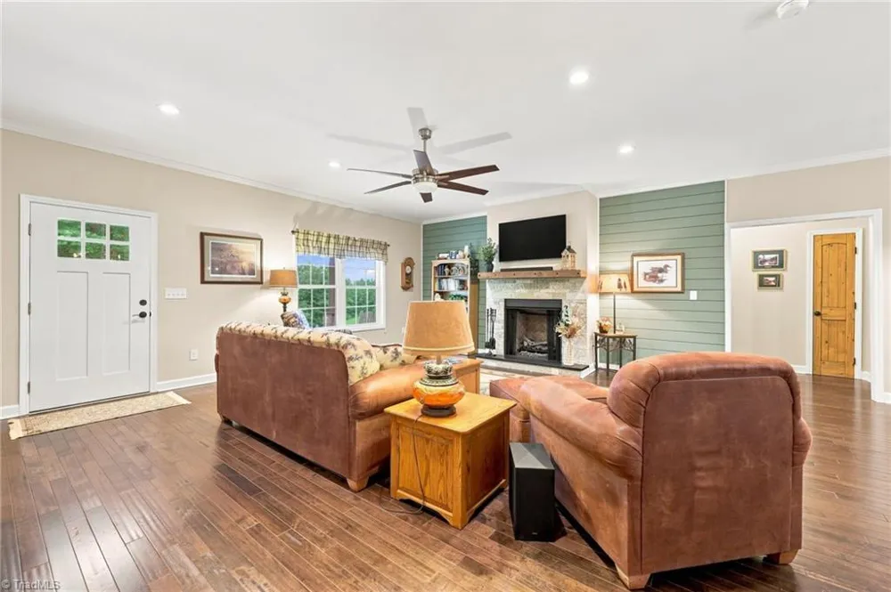 612 Niston Lane Mount Airy, NC 27030