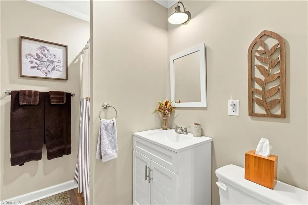 612 Niston Lane Mount Airy, NC 27030