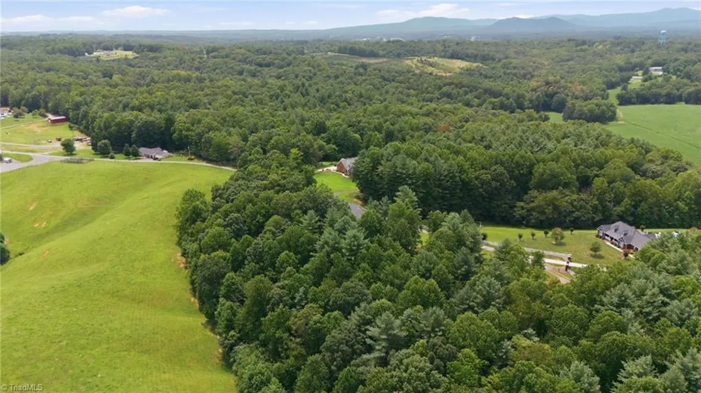 612 Niston Lane Mount Airy, NC 27030