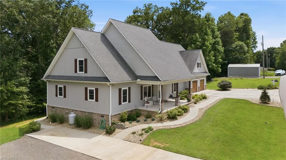 612 Niston Lane Mount Airy, NC 27030