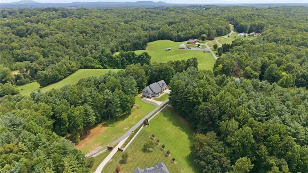 612 Niston Lane Mount Airy, NC 27030