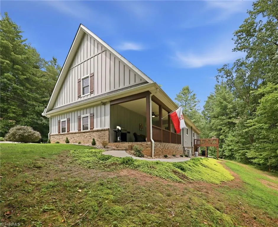 612 Niston Lane Mount Airy, NC 27030