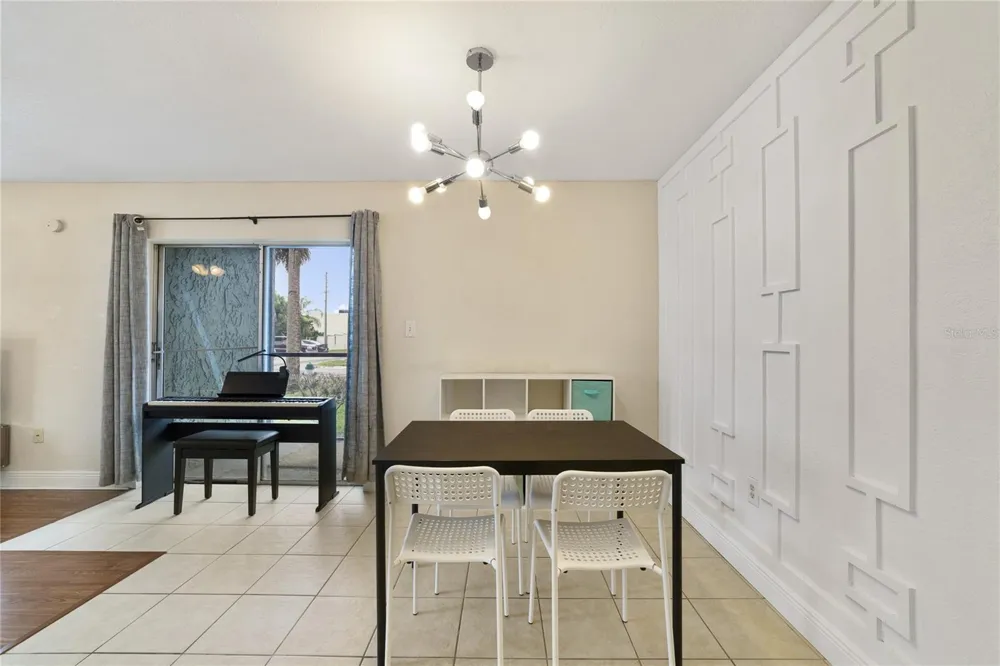 2541 ALAFAYA TRAIL #77 Orlando, FL 32826
