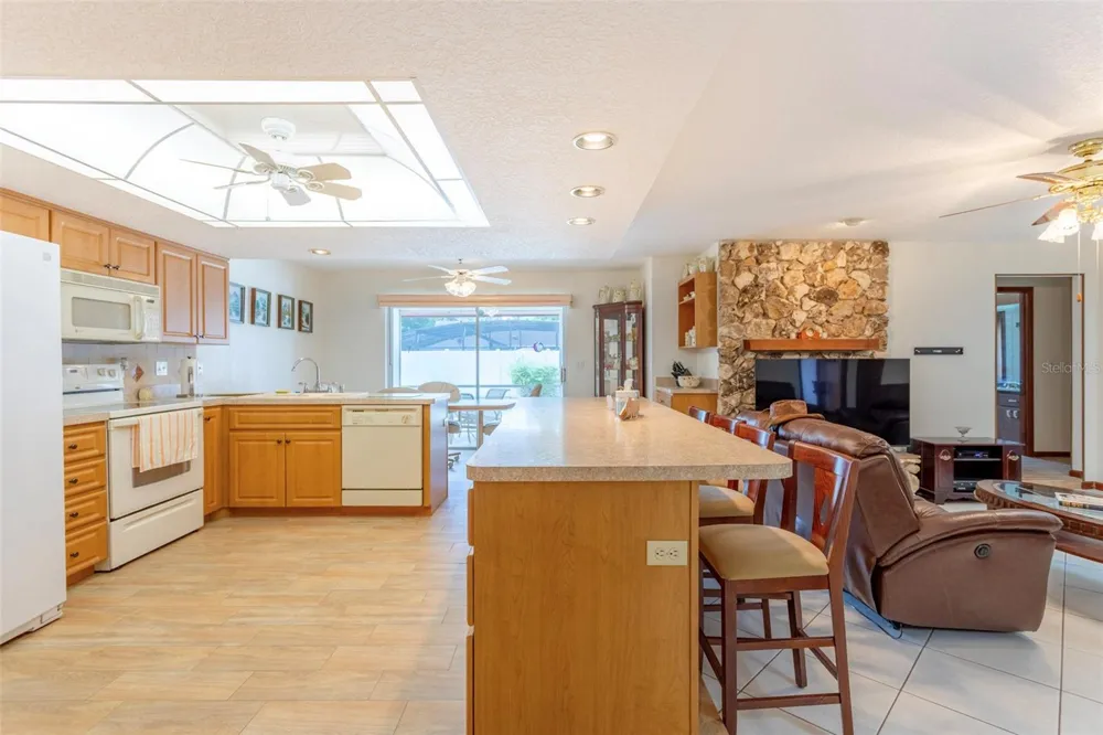 8830 ASPEN AVENUE Orlando, FL 32817