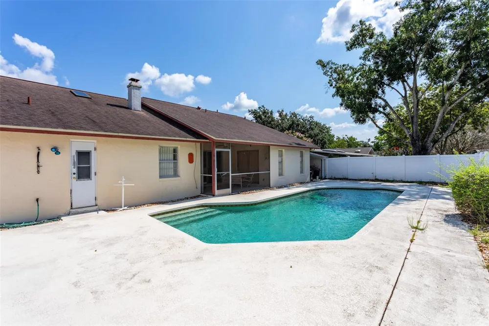 8830 ASPEN AVENUE Orlando, FL 32817