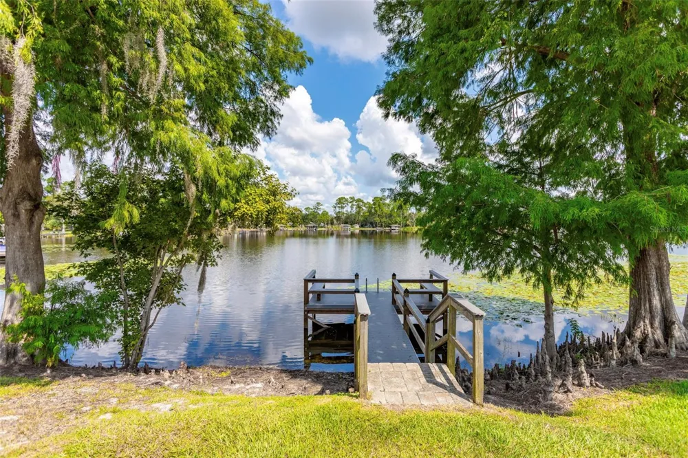 8830 ASPEN AVENUE Orlando, FL 32817