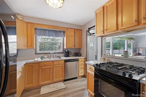 5088 W Grand Blanc Road