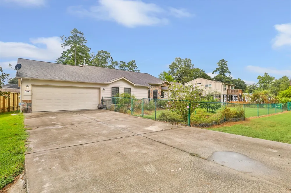 402 Havard Road Huffman, TX 77336