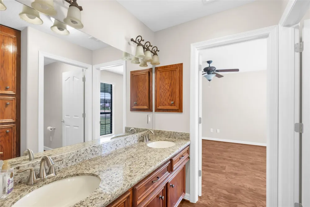 402 Havard Road Huffman, TX 77336