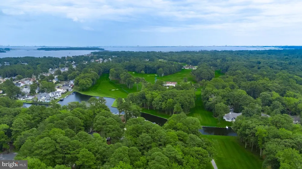 72 NEWPORT DRIVE Ocean Pines, MD 21811