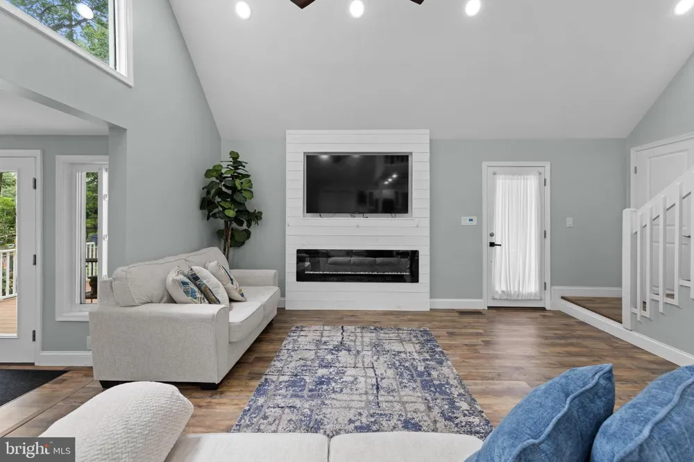 72 NEWPORT DRIVE Ocean Pines, MD 21811