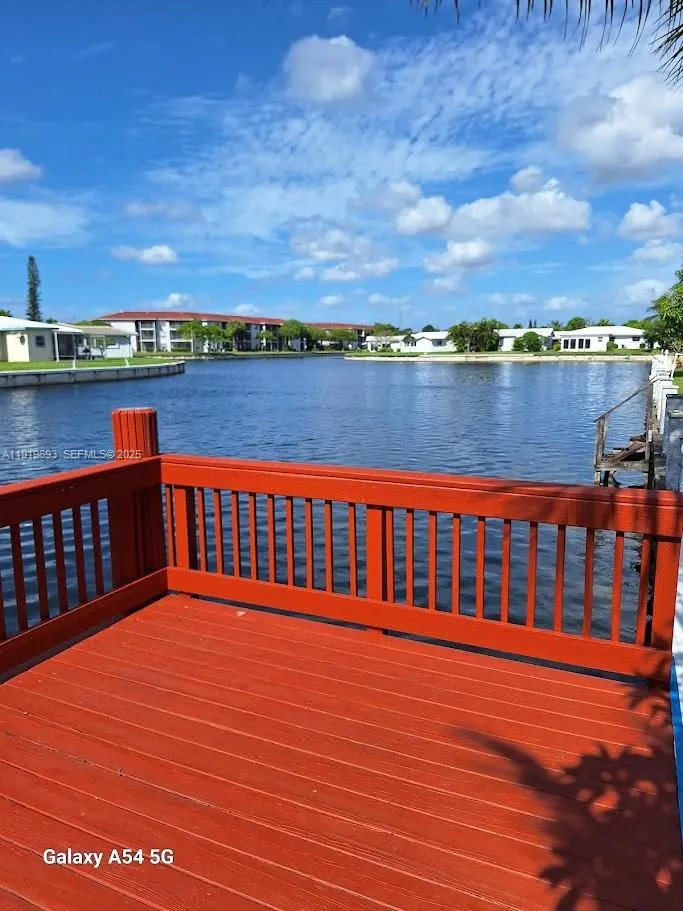 5803 NW 86th Ter Tamarac, FL 33321