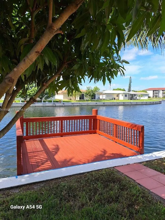 5803 NW 86th Ter Tamarac, FL 33321