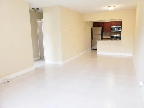 190 NE 40th Street #192