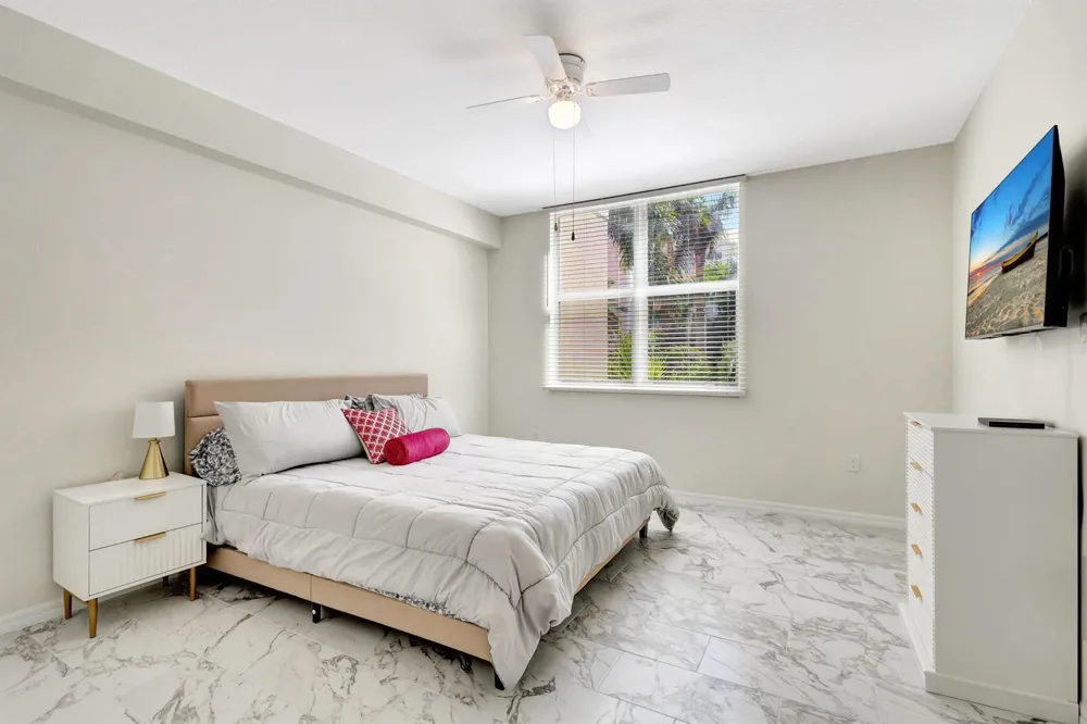 802 W WINDWARD WAY #316 Lantana, FL 33462