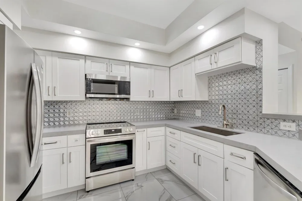 802 W WINDWARD WAY #316 Lantana, FL 33462