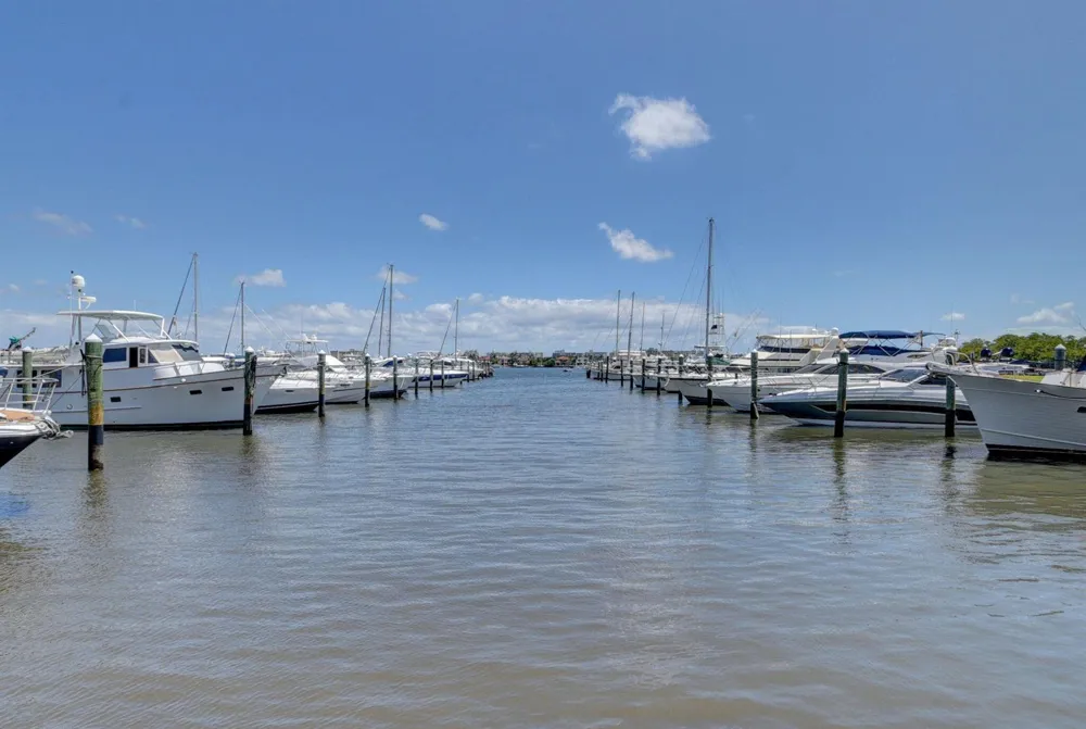 802 W WINDWARD WAY #316 Lantana, FL 33462