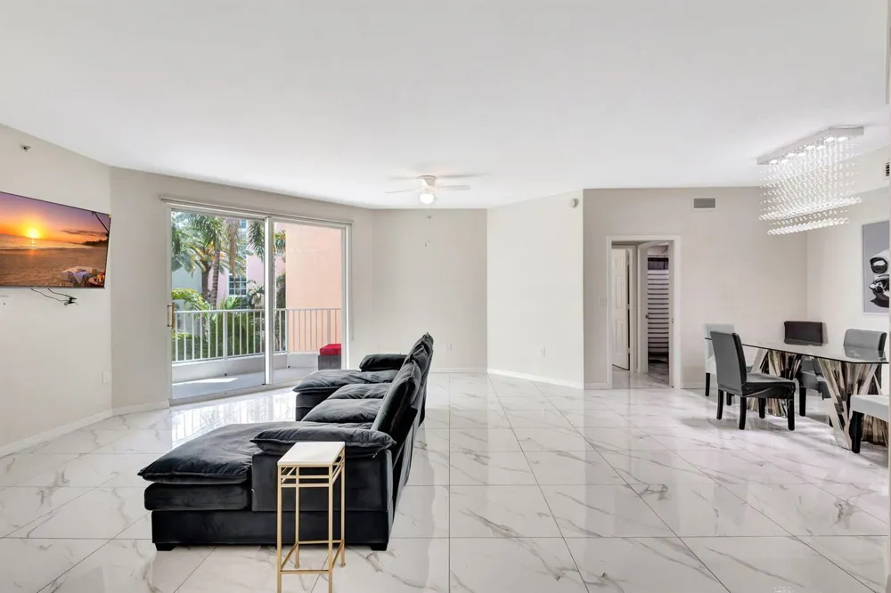 802 W WINDWARD WAY #316 Lantana, FL 33462