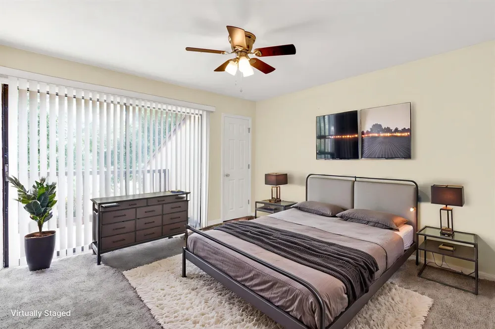 1567 39TH AVENUE #Q4 Vero Beach, FL 32960