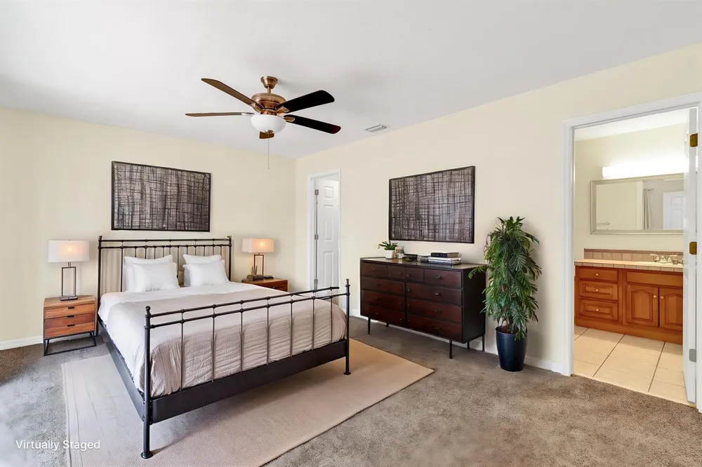 1567 39TH AVENUE #Q4 Vero Beach, FL 32960