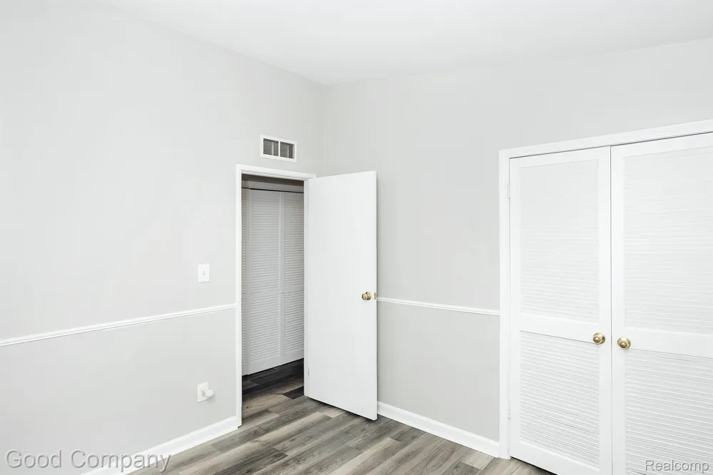 1395 Omega Road Walled Lake City, MI 48390