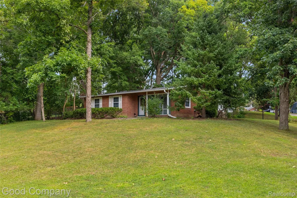 1395 Omega Road Walled Lake City, MI 48390