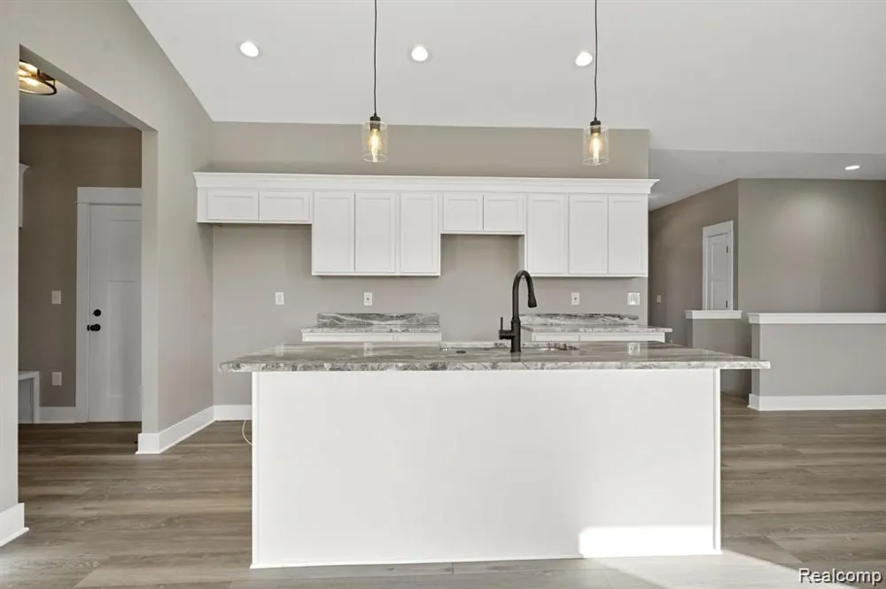 8504 Forest Glen Drive Grand Blanc Charter Township, MI 48439