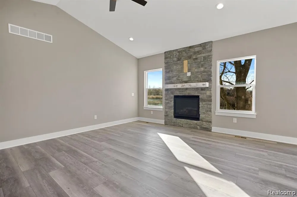 8504 Forest Glen Drive Grand Blanc Charter Township, MI 48439