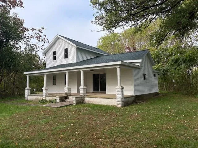 41193 Park Street Paw Paw Township, MI 49079
