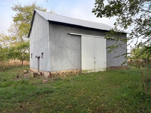 41193 Park Street Paw Paw Township, MI 49079