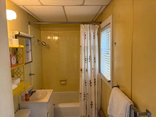 41193 Park Street Paw Paw Township, MI 49079